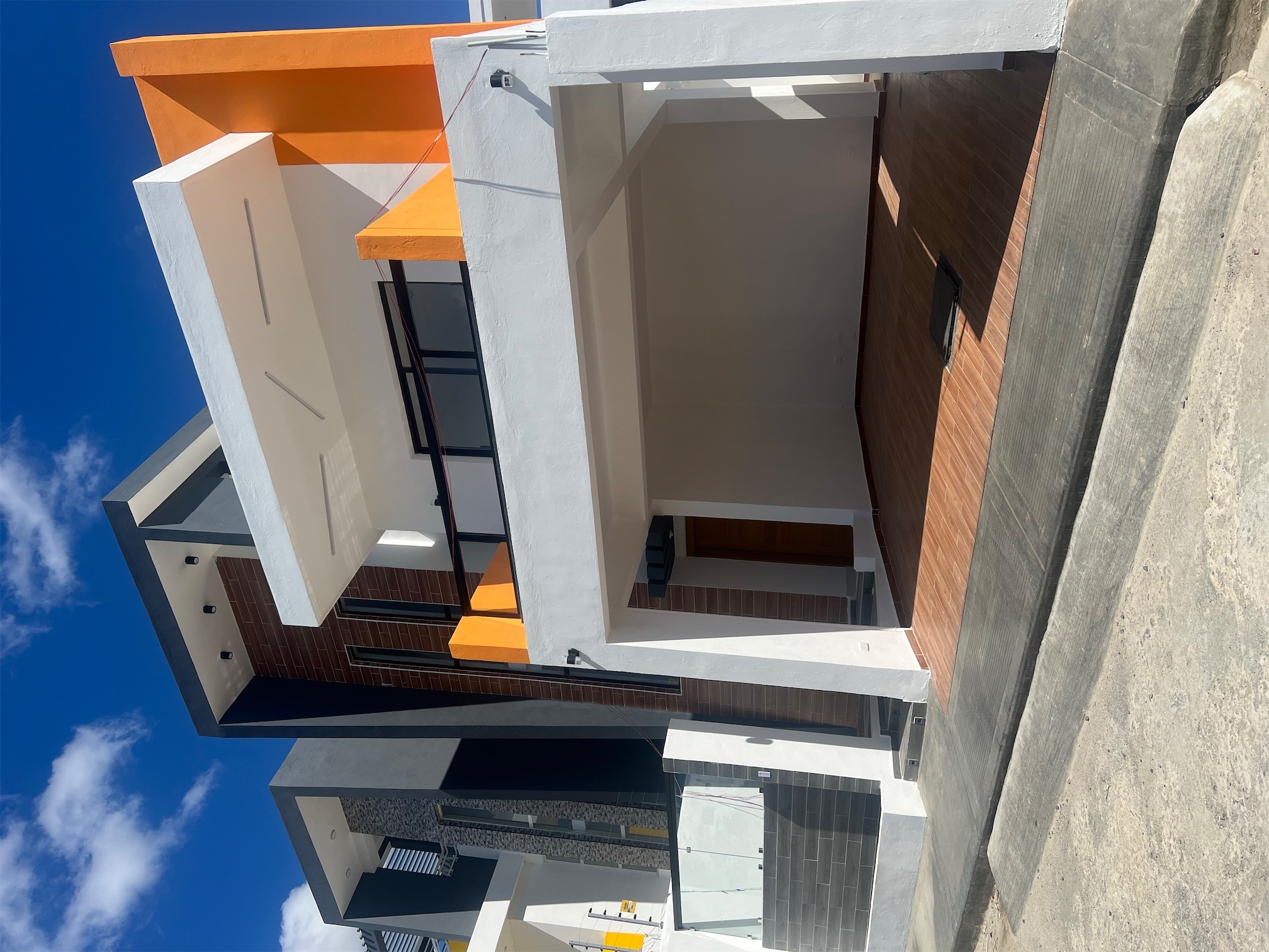 casas - Venta de casa en la autopista de san Isidro prado oriental opción con piscina 1