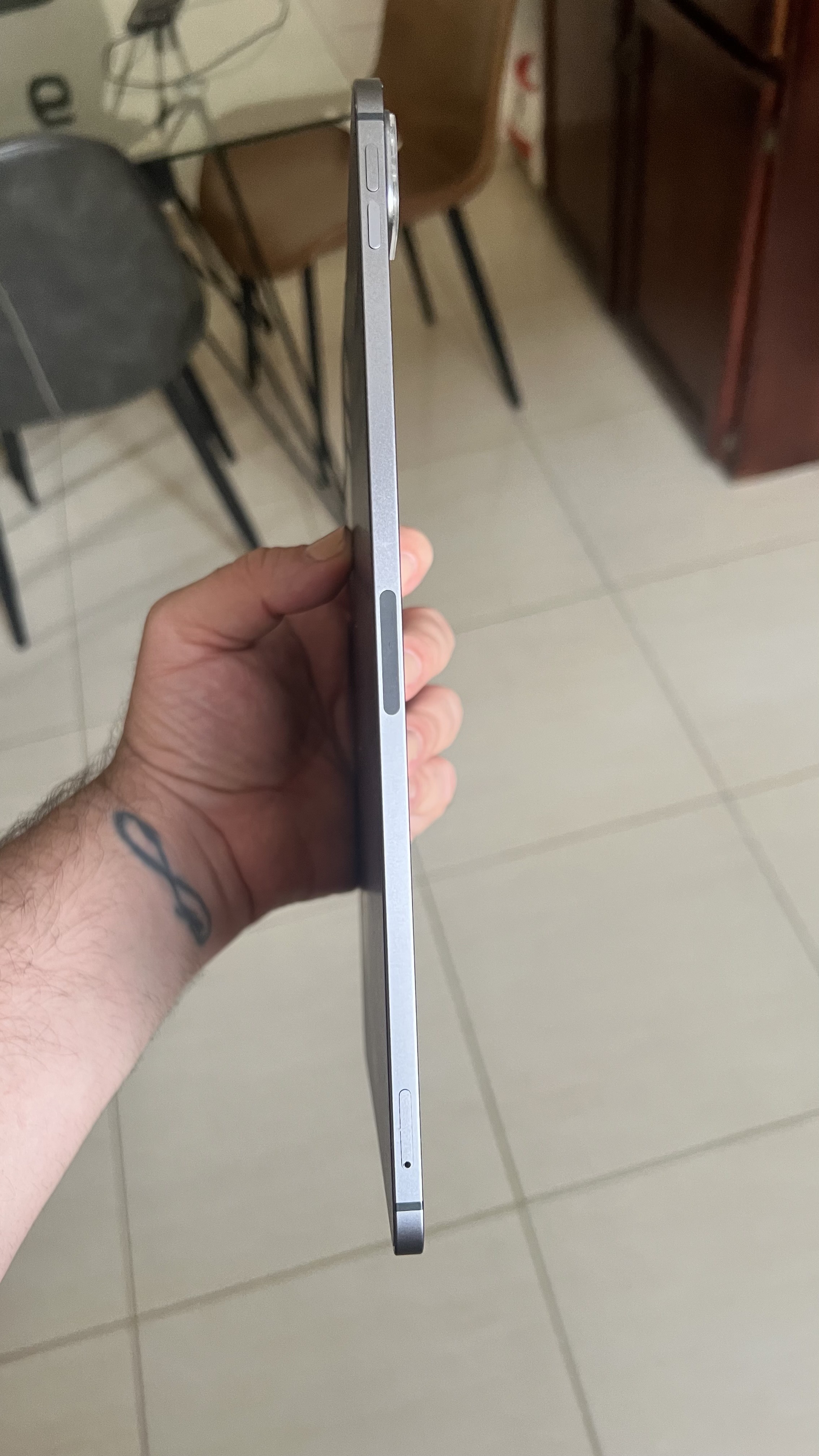 celulares y tabletas - 📱 Se Vende iPad Pro 11” (3ra Gen) – WiFi + Cellular | 256 GB – Space Gray 6