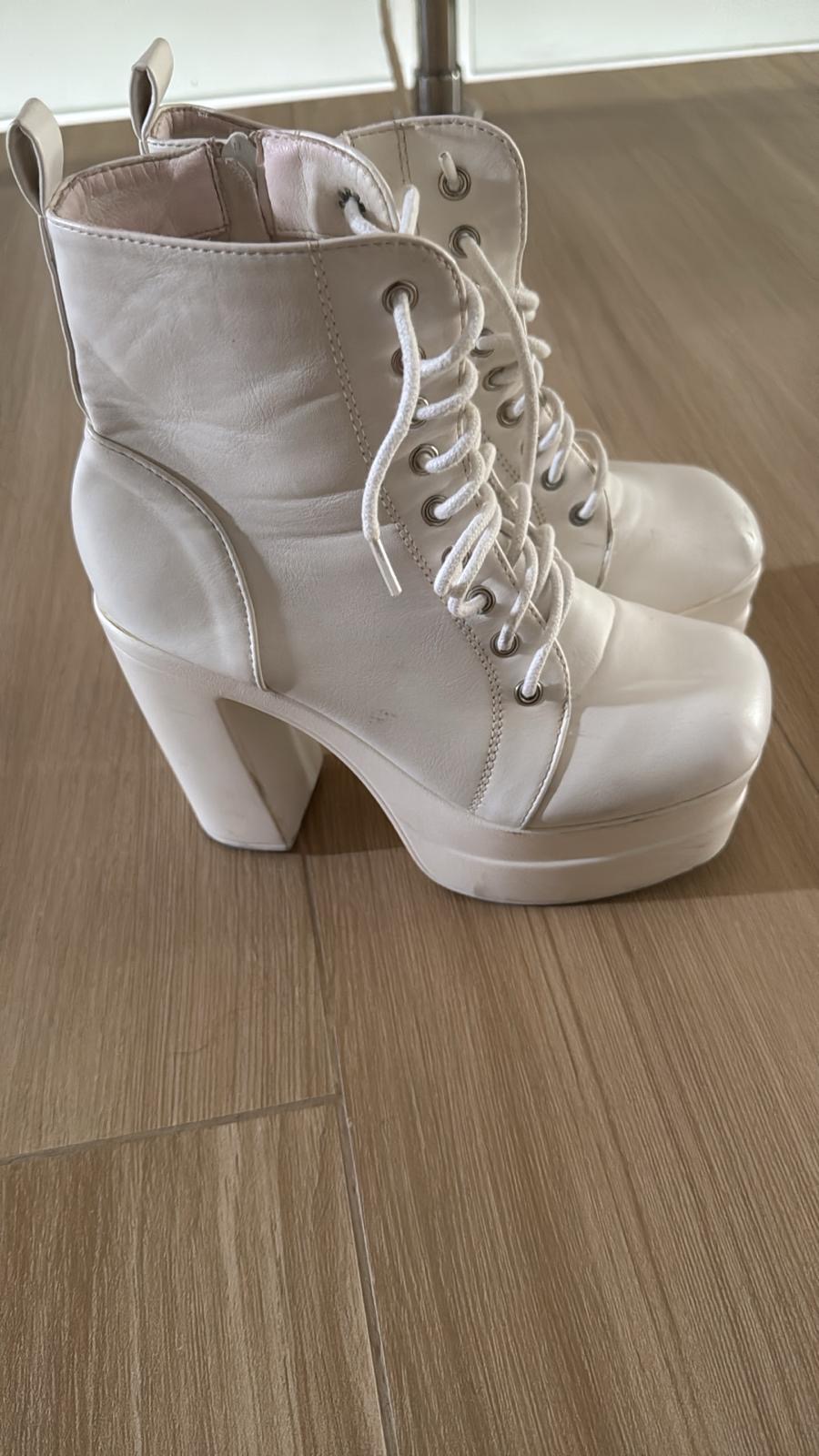 zapatos para mujer - Botines de tacon alto y grueso  1
