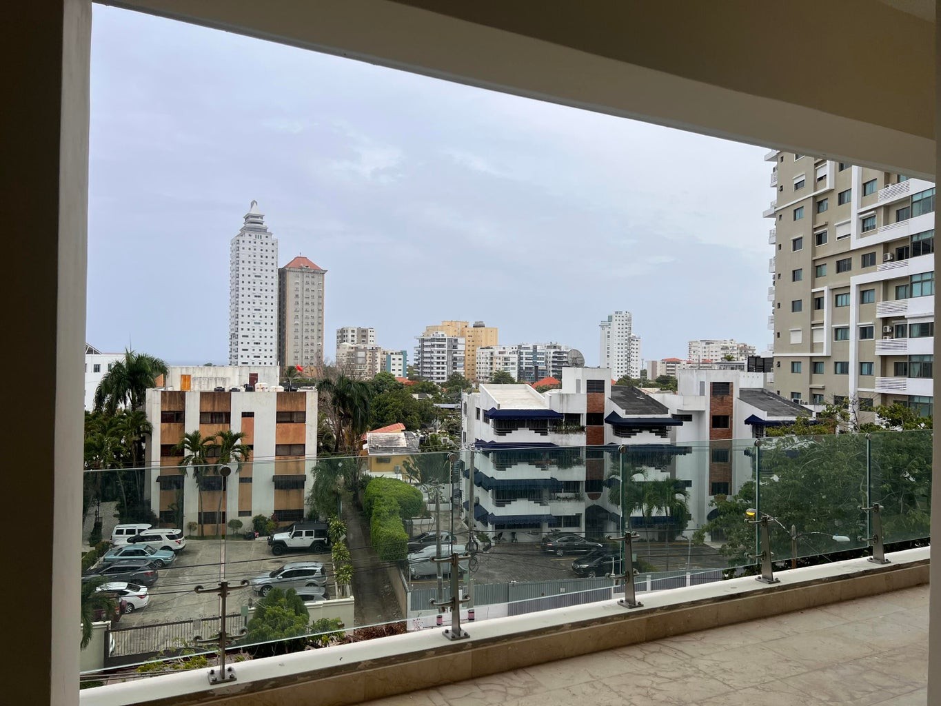 apartamentos - Exclusiva torre residencial de Cuatro Habitaciones 0