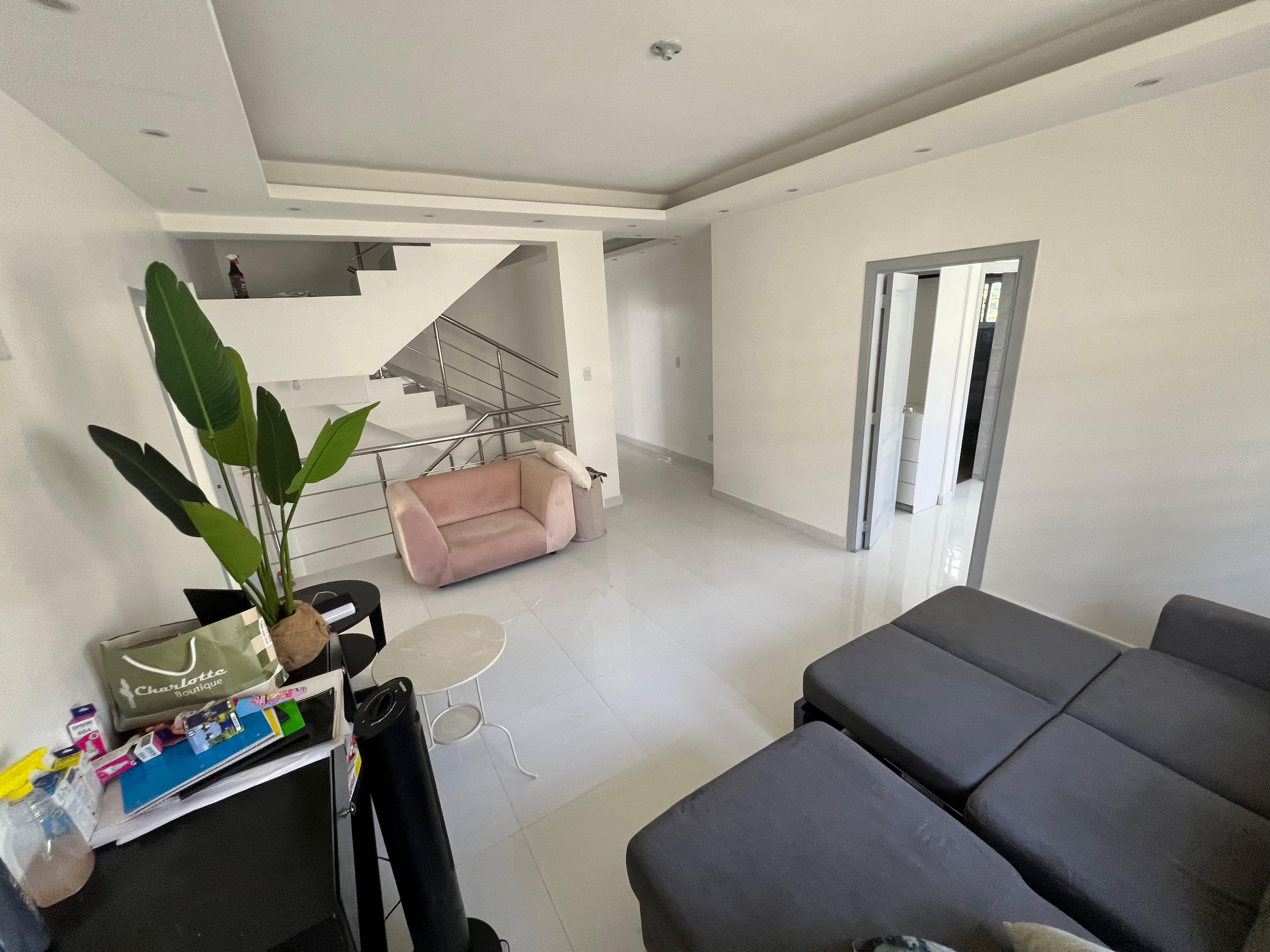casas - Casa de 2 niveles en venta en Altos De Arroyo Hond 6