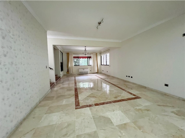 casas - Propiedad en arroyo hondo  2