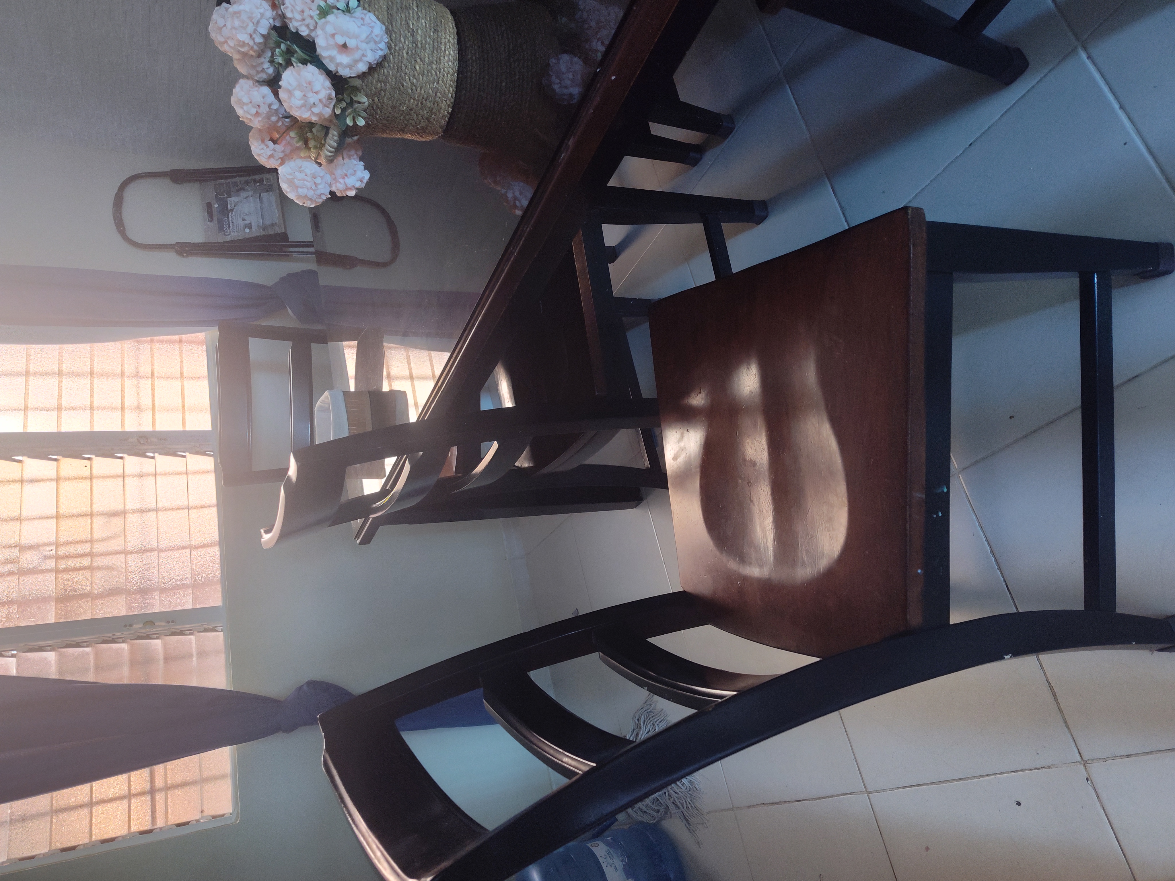muebles y colchones - Comedor madera americana 1