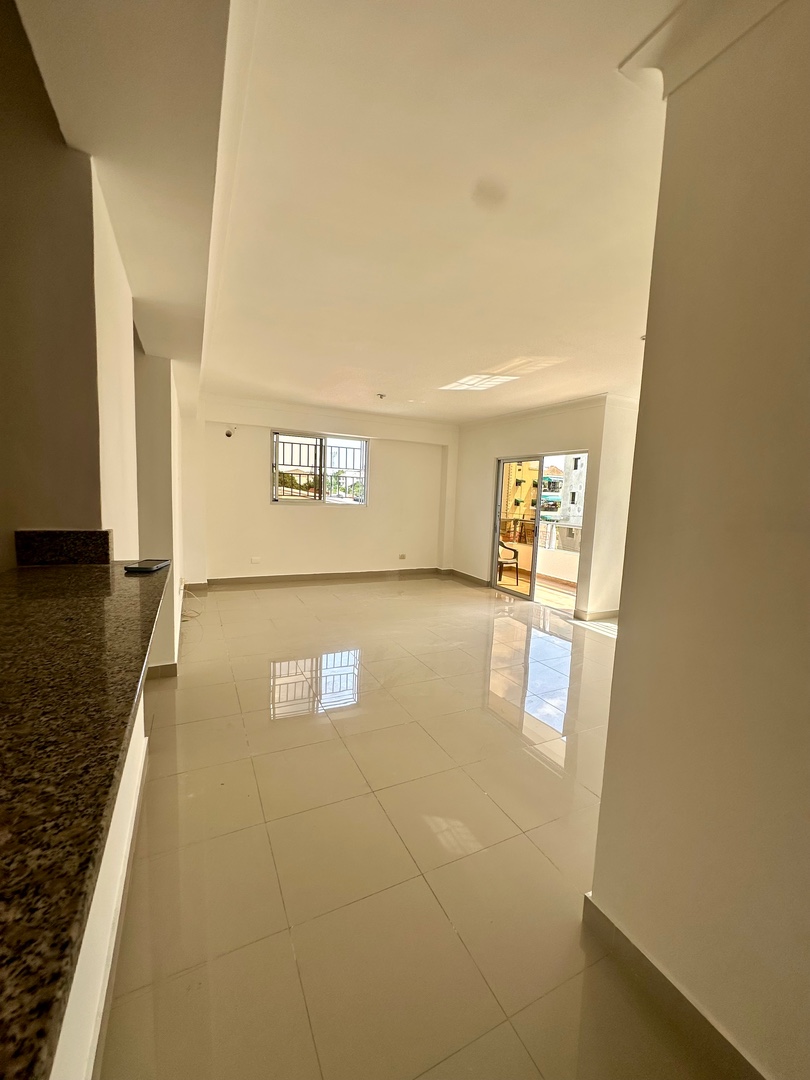 apartamentos - Se vende apartamento en Los Restauradores  2