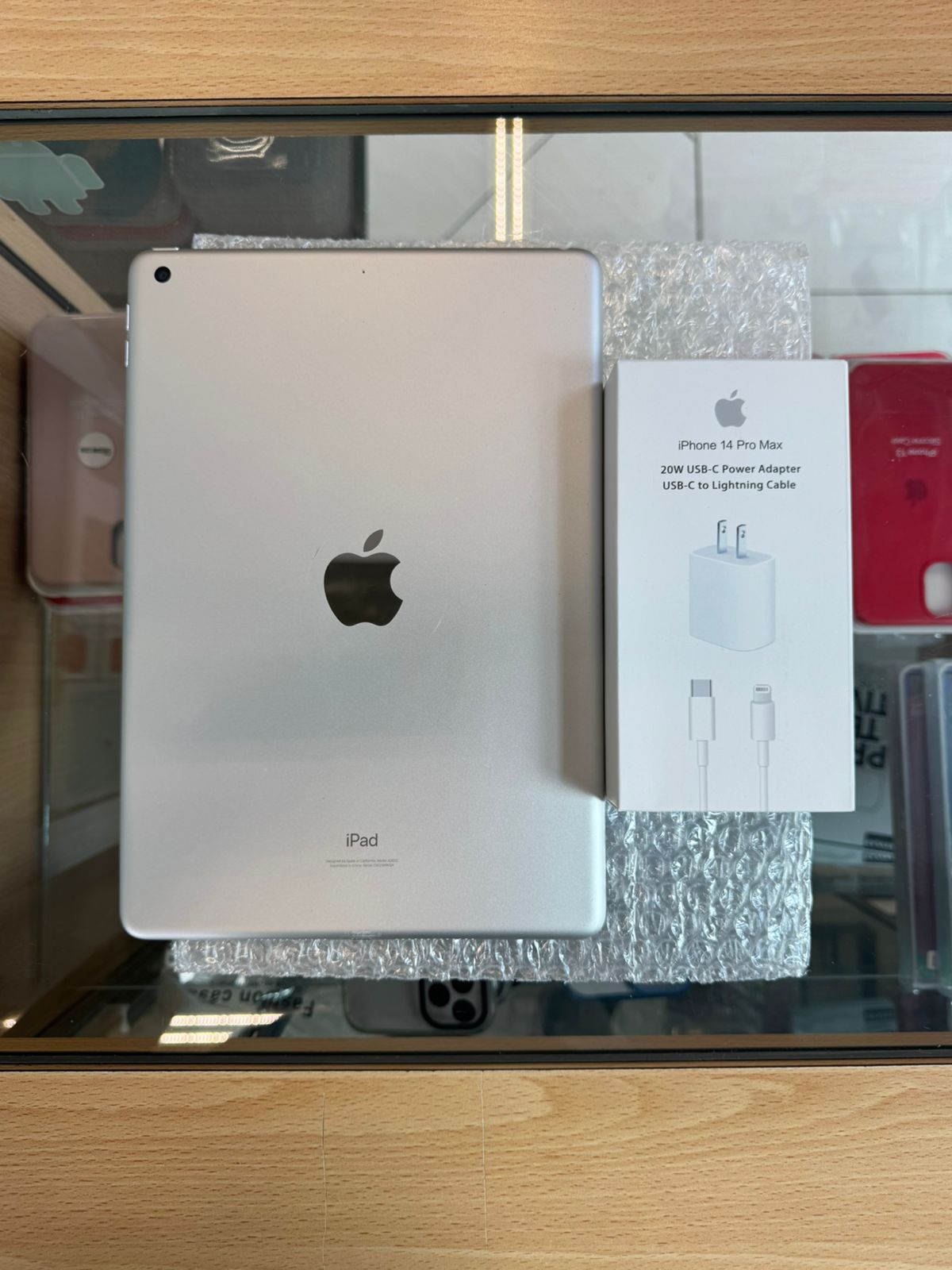 celulares y tabletas - ipad 9th Generation Silver 64 GB WIFI 0