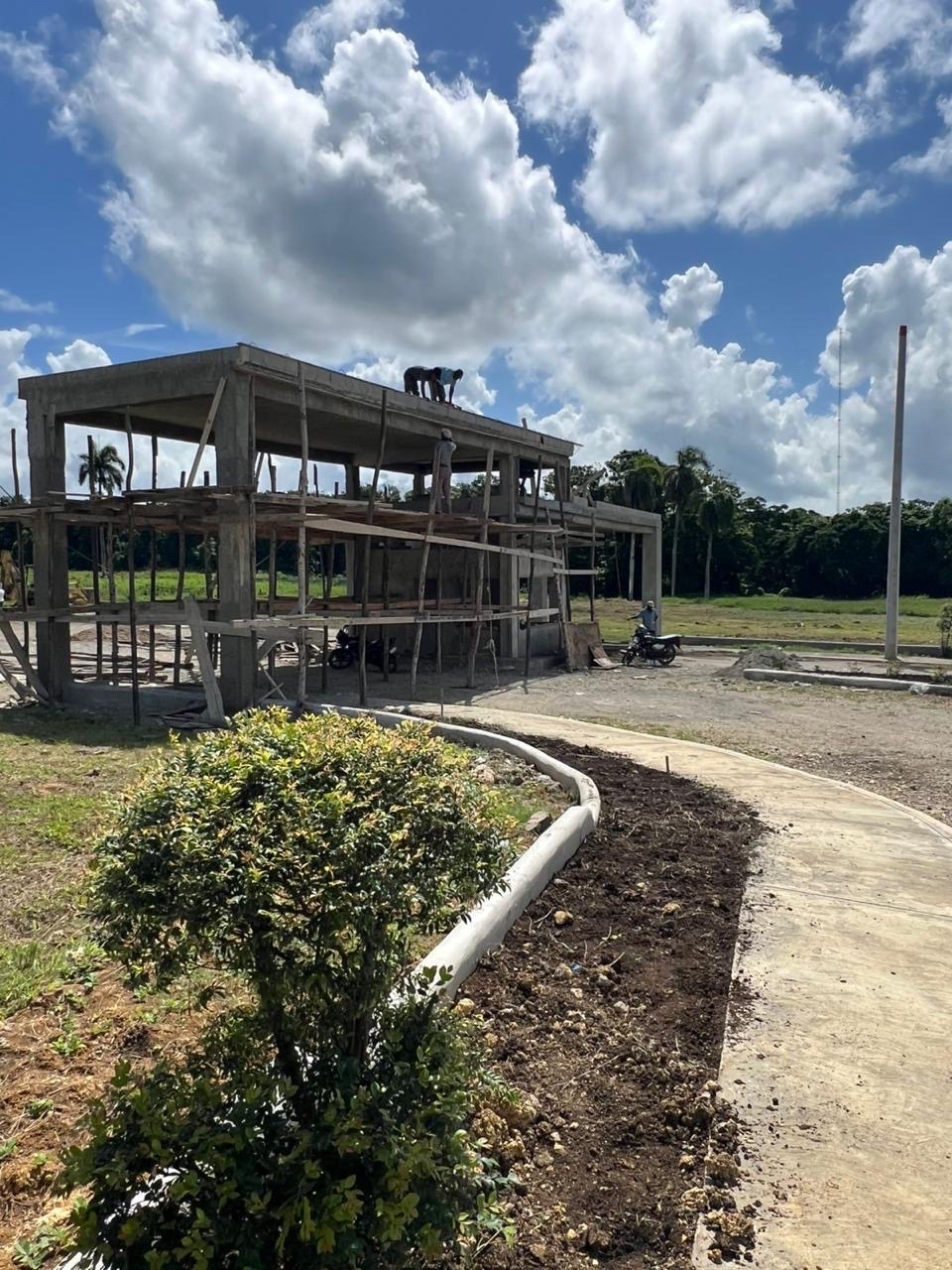 solares y terrenos -  Solares con Título en San. Dom. Norte Construye con solo RD$139,500 de Inicial  7