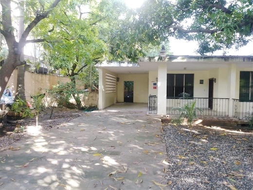 casas - De oportunidad casa en zona céntrica 4