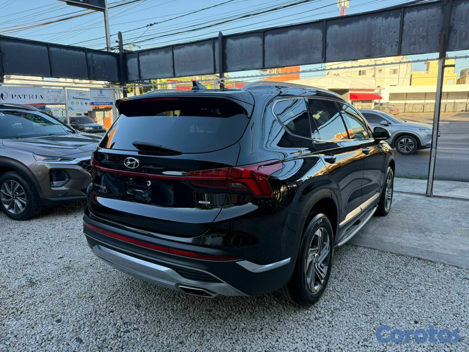 jeepetas y camionetas - HYUNDAI SANTA FE SEL 2021 3