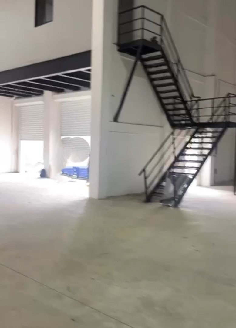 oficinas y locales comerciales - NAVES EN ALQUILER DE 1,000 MTS2-KILOMETRO 22 SANTO DOMINGO. 3