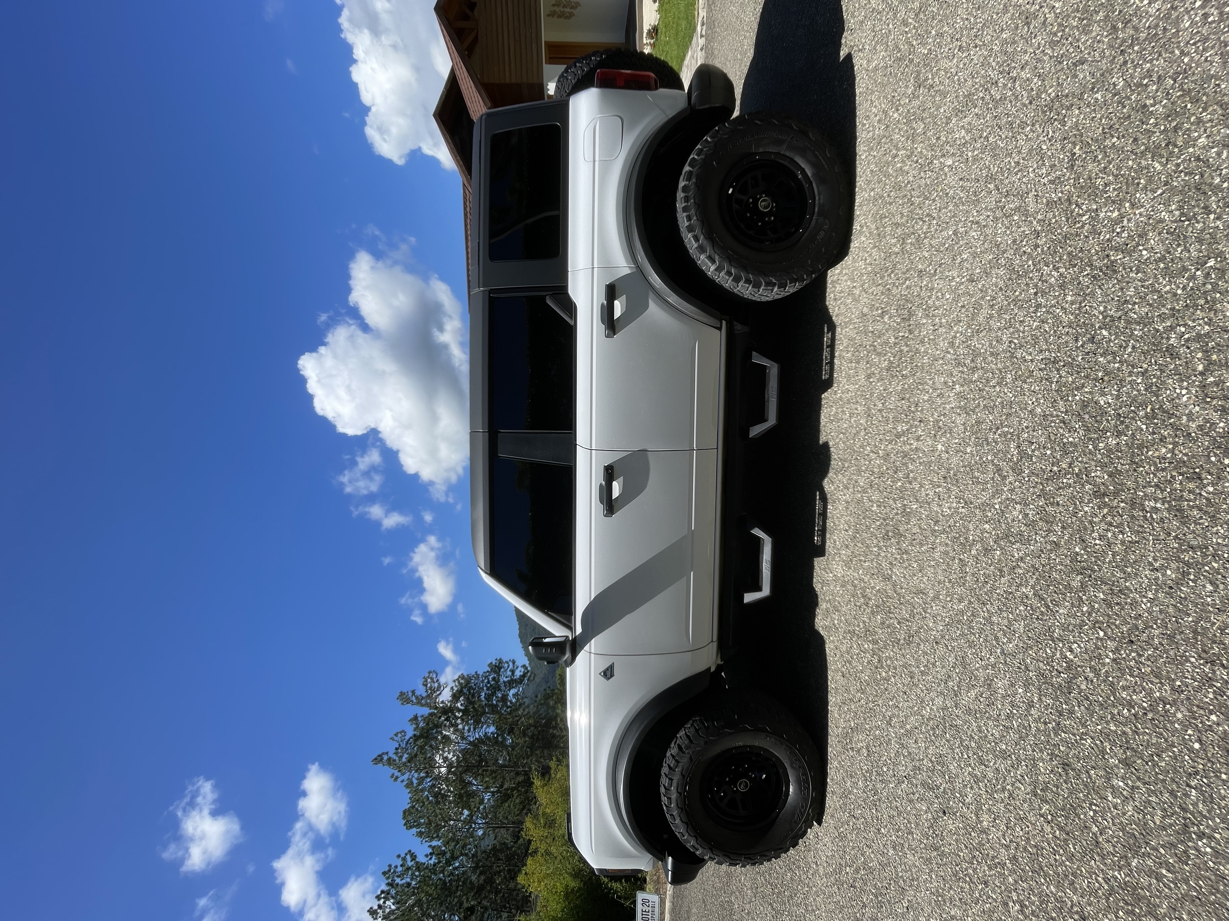 jeepetas y camionetas - Bronco Black Dimond Versión ARB 3