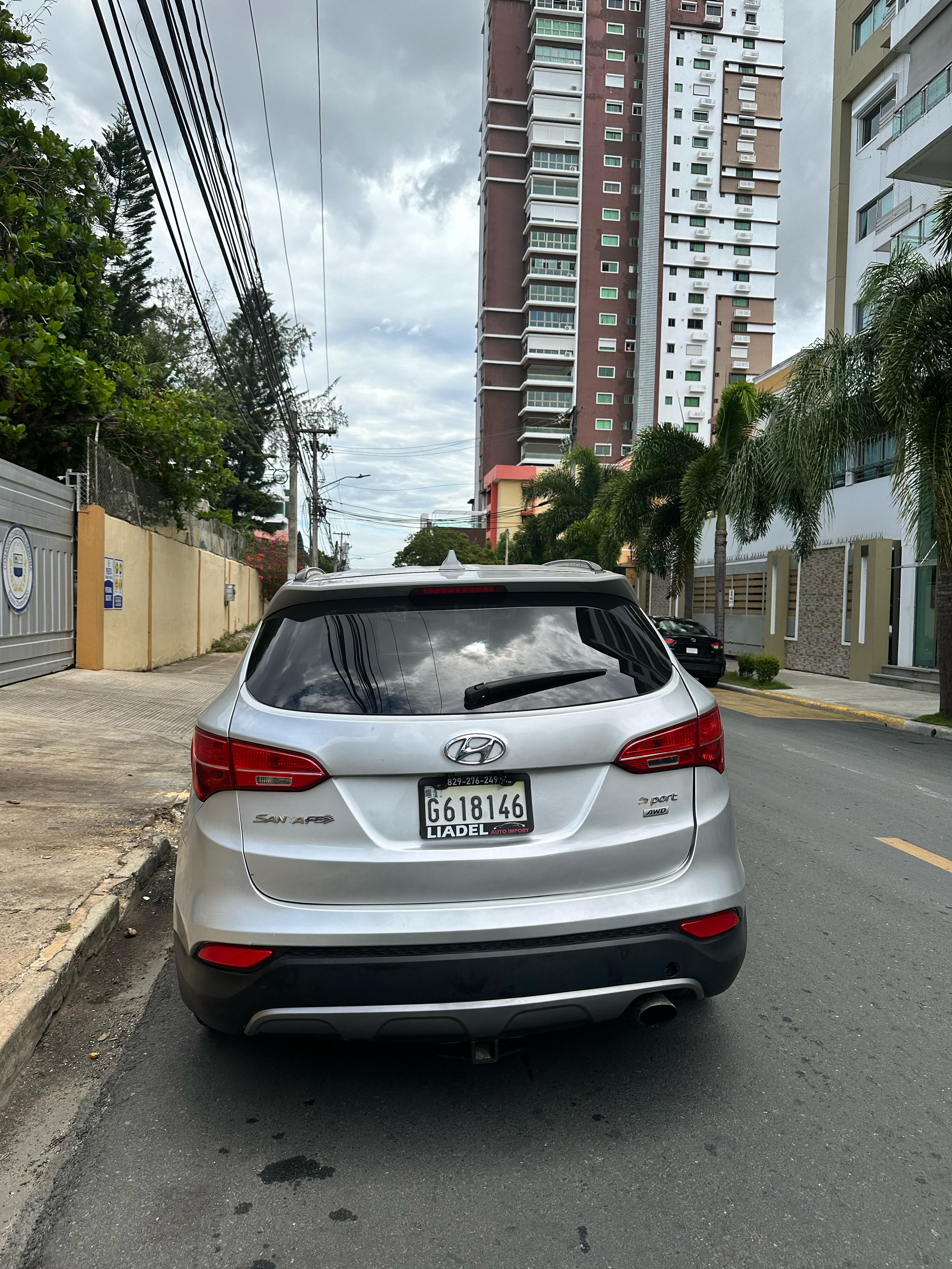 jeepetas y camionetas - vendo santa fe 2016 $ 915 5