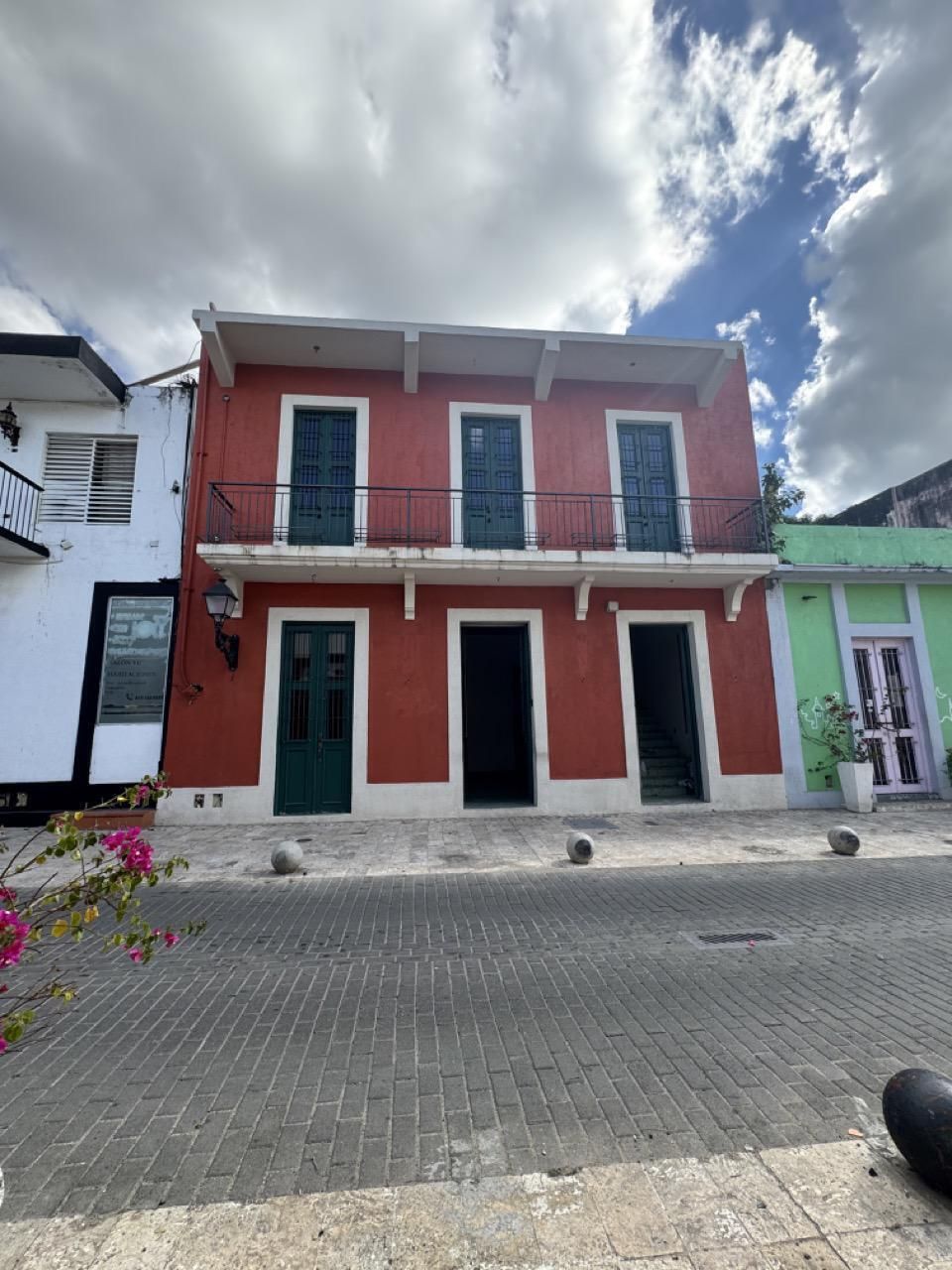 oficinas y locales comerciales - Local Zona Colonial Alquiler 402 metros 1