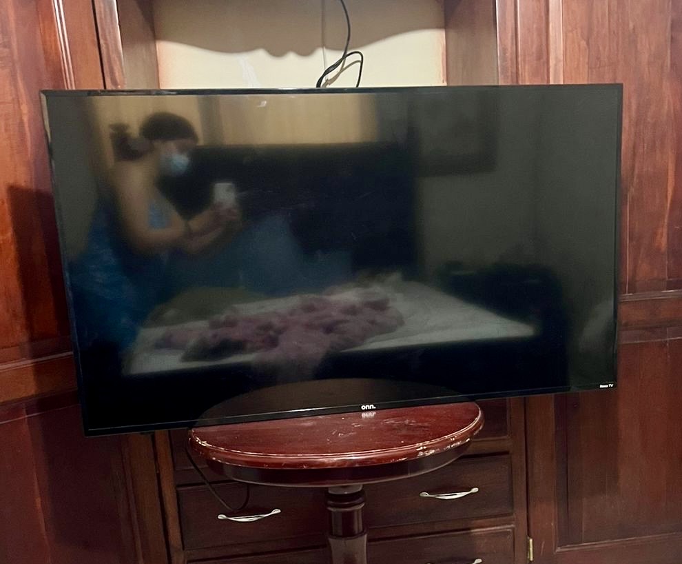 tv - Vendo televisor inteligente ONN de 50 pulgagas Roku integrado 4K Ultra HD
  0
