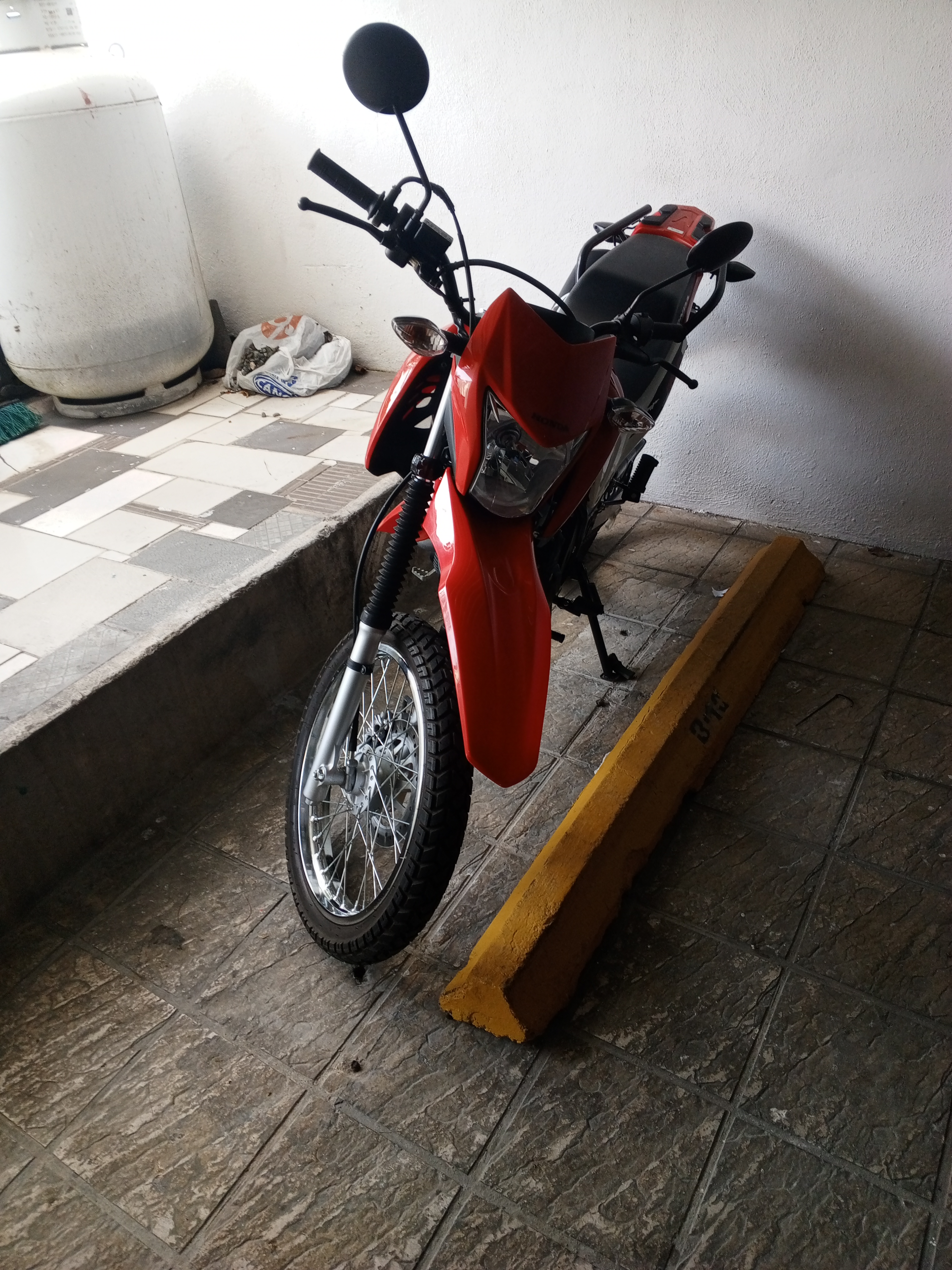 motores y pasolas - Vendo Honda XR190 1