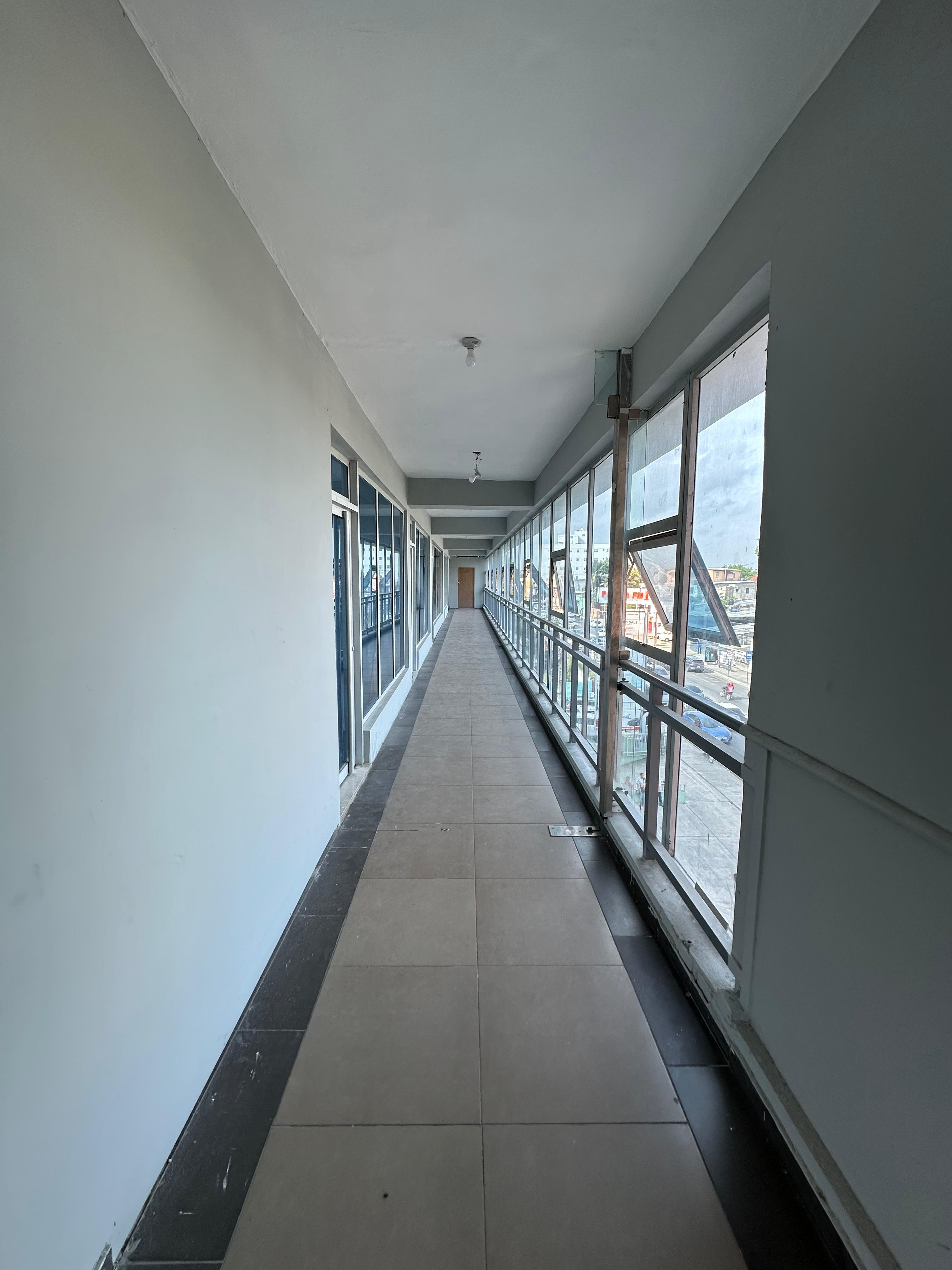 oficinas y locales comerciales - Locales en Alquiler, Prox al Jardin Botanico    7