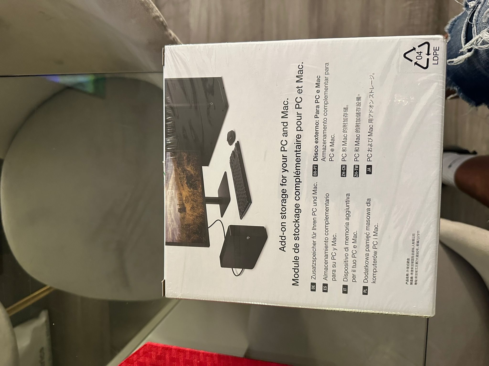computadoras y laptops - Disco duro externo SEAGATE 22TB NUEVO SELLADO 1