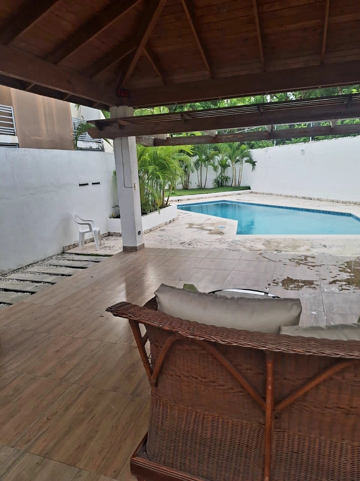 apartamentos - Alquiler de apartamento en LA JACOBO MAJLUTA  1