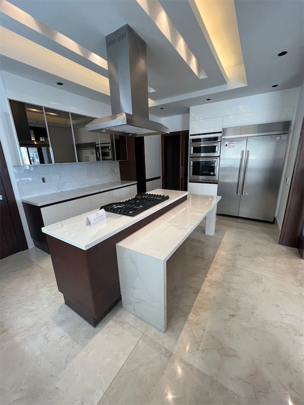 apartamentos - Venta de apartamento en torre de lujo en av Anacaona Distrito Nacional de 360mts 9