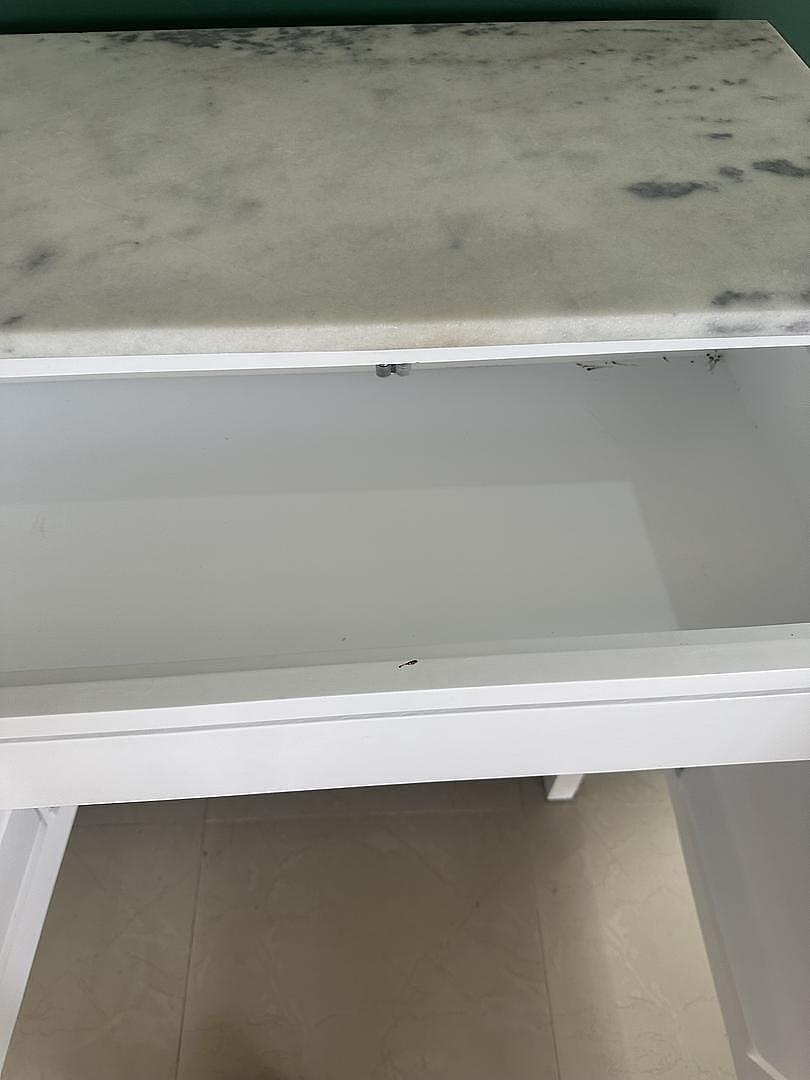muebles y colchones - vendo credenza de caoba en excelentes condiciones en prado oriental Santo Domin 1