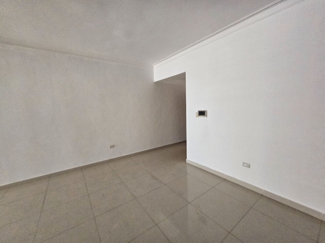 apartamentos -  Segundo Nivel con Terraza en El Millón ¡Espacioso y Exclusivo! 8