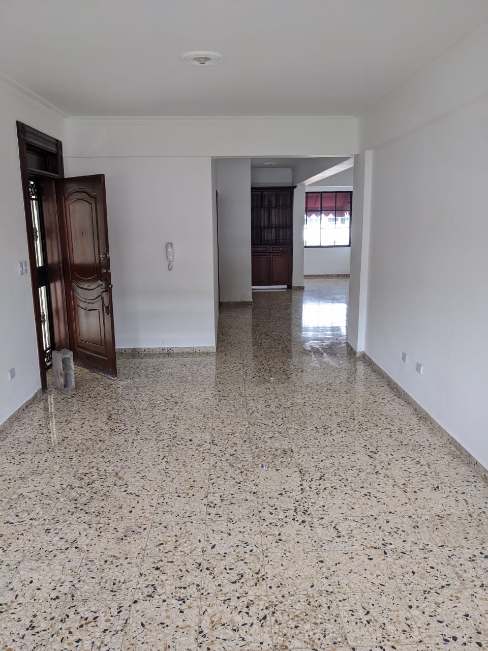 apartamentos - remodelado en la independencia en 43 mil