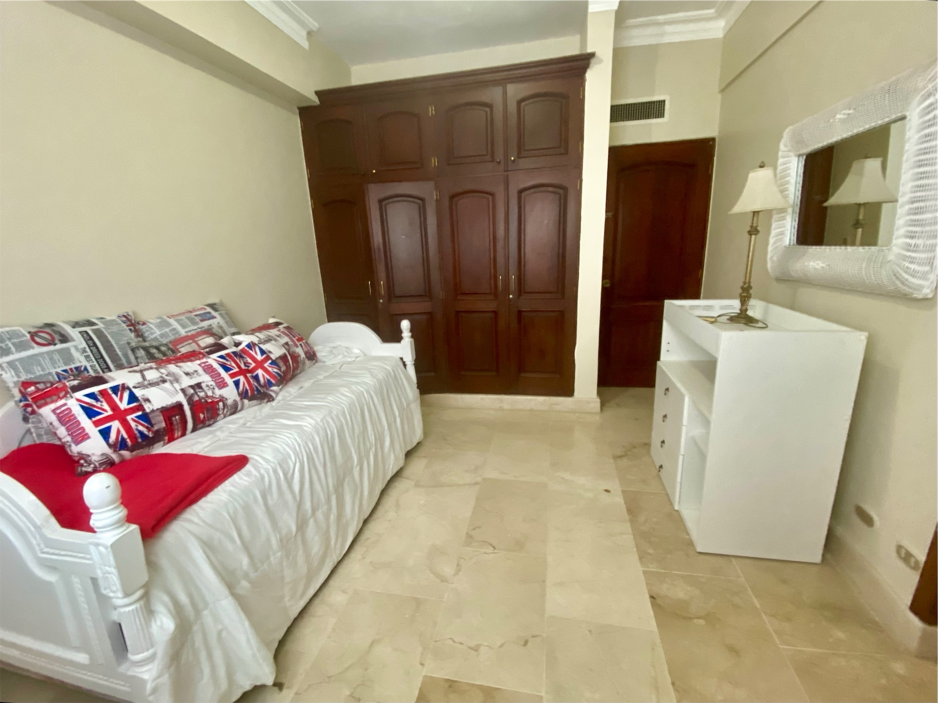apartamentos - Apartamento amueblado de renta en Los Cerros de Gurabo 2