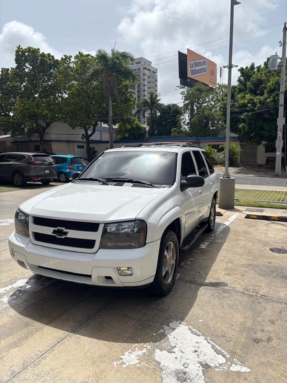 jeepetas y camionetas - Vendo Chevy Trailblazer 2008 - $355,000 0