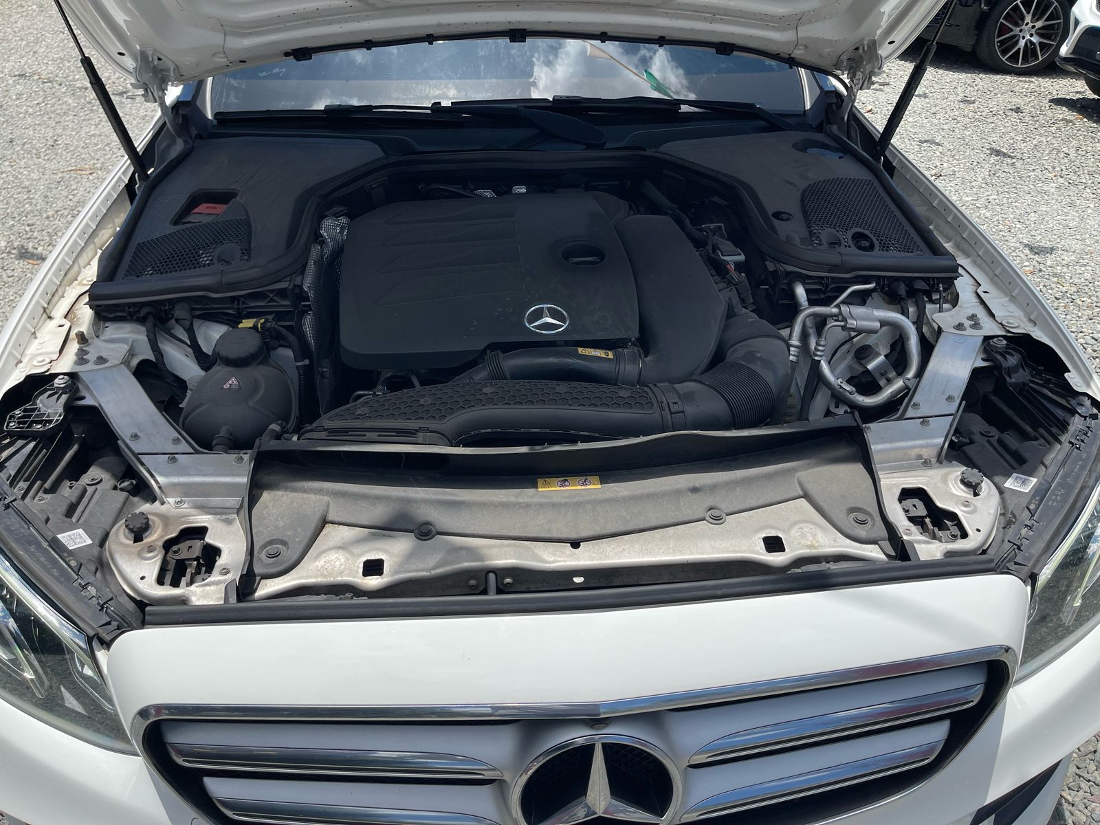 carros - Mercedes Benz E350 4Matic 2020 Clean Carfax 9