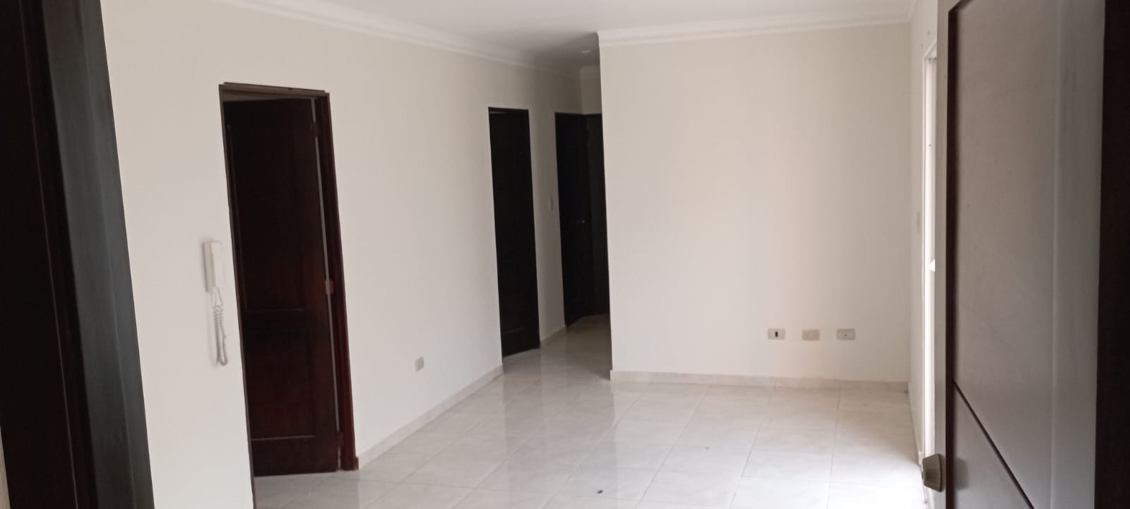 apartamentos - Apartamento nuevo de tres habitaciones, Primer piso, Residencial Cerrado  4