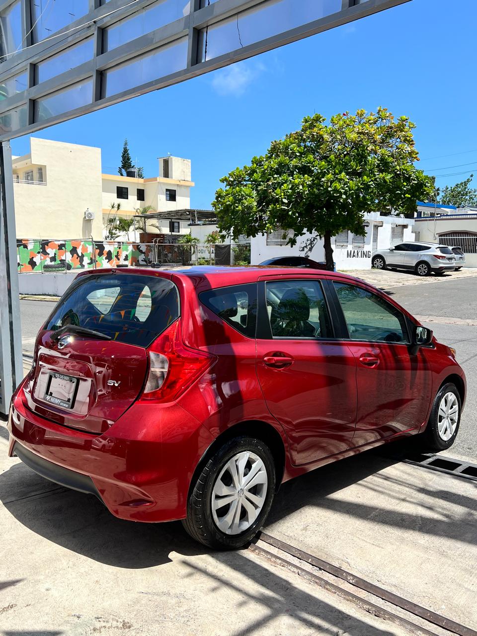 carros - Oportunidad Nissan Versa SV 2019 5