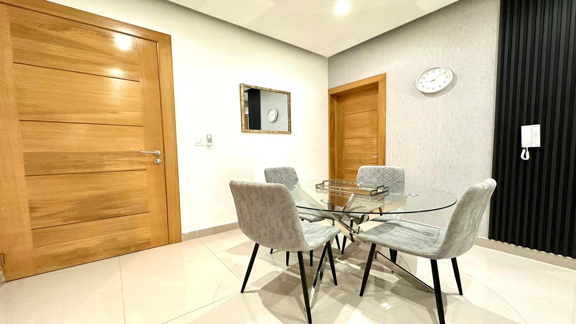 apartamentos - Apartamento amueblado con terraza en venta, Evaristo Morales 5