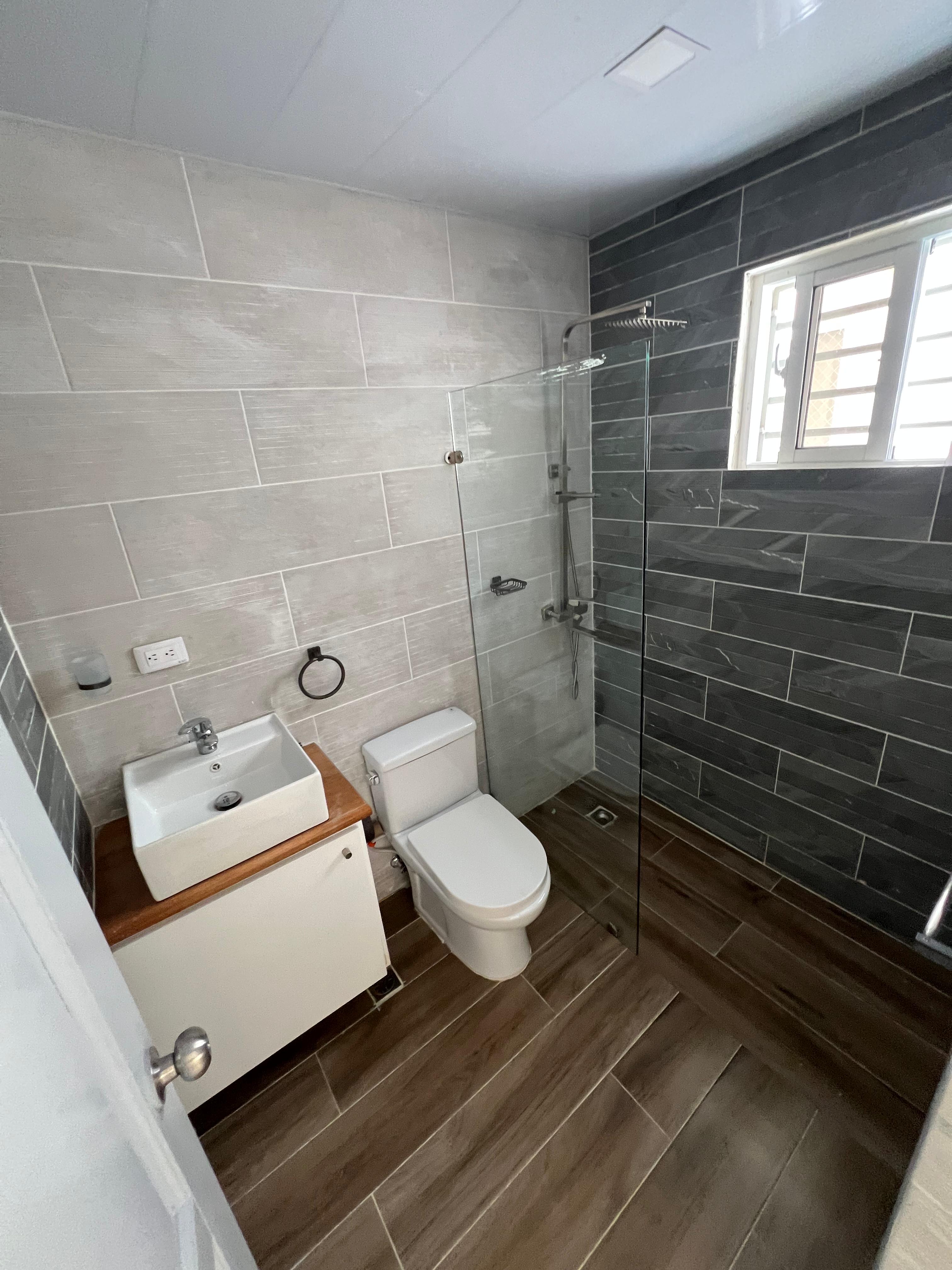 casas - Casa de 2 niveles en venta en Altos De Arroyo Hond 7