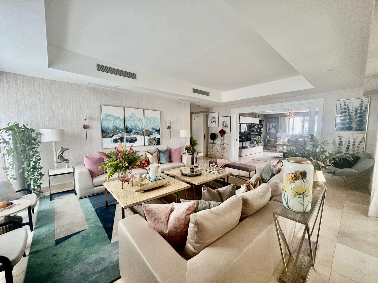 apartamentos - Majestuoso Apartamento venta en la zona más Exclusiva de Serralles 0