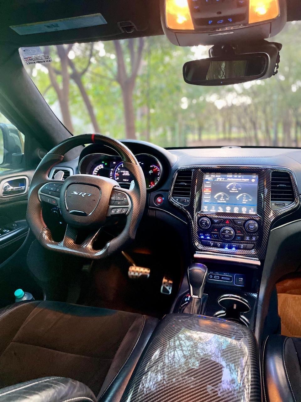 jeepetas y camionetas - VENDO EXCELENTE CONDICIÓN JEEP GRAND CHEROKEE SRT 4x4 4