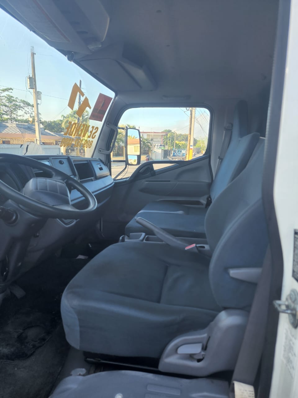jeepetas y camionetas - misubichi fe 180 nítido furgón se vende por separado,   2