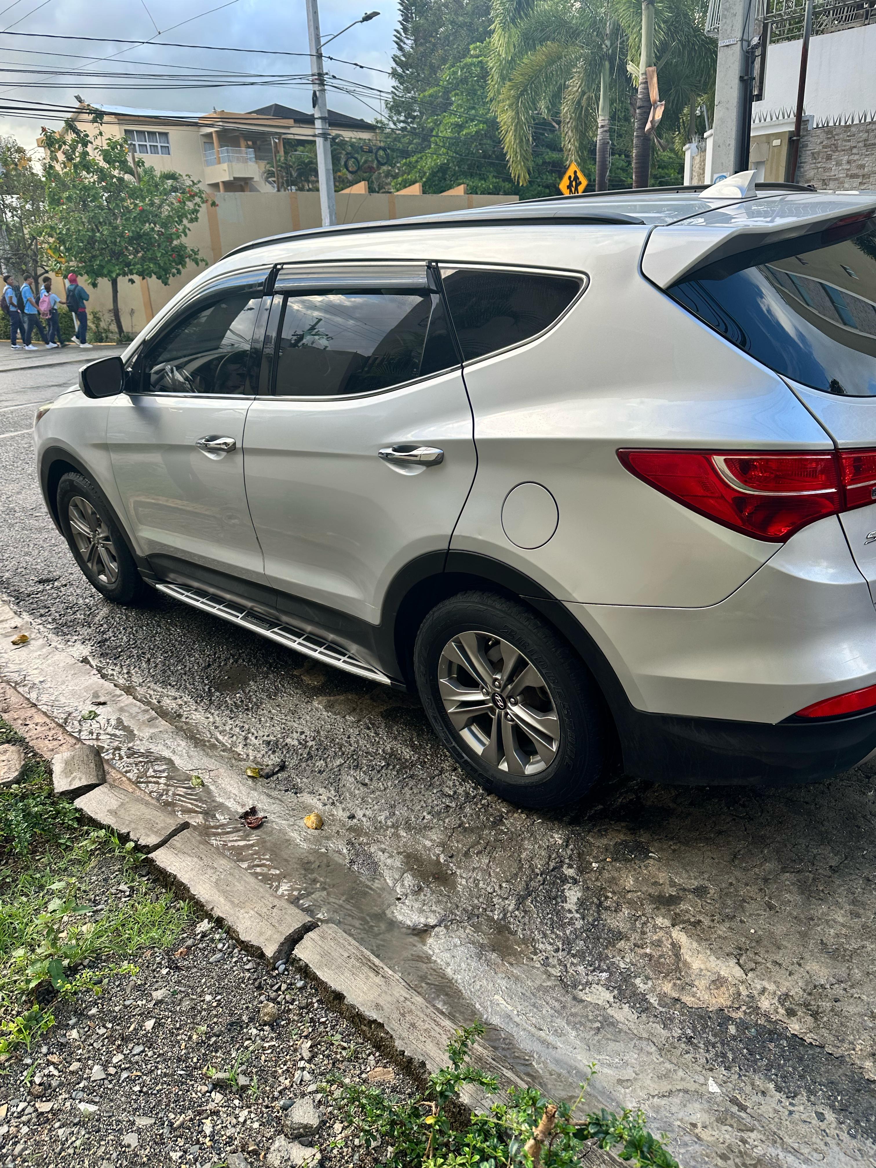 jeepetas y camionetas - vendo santa fe 2016 $ 915 6