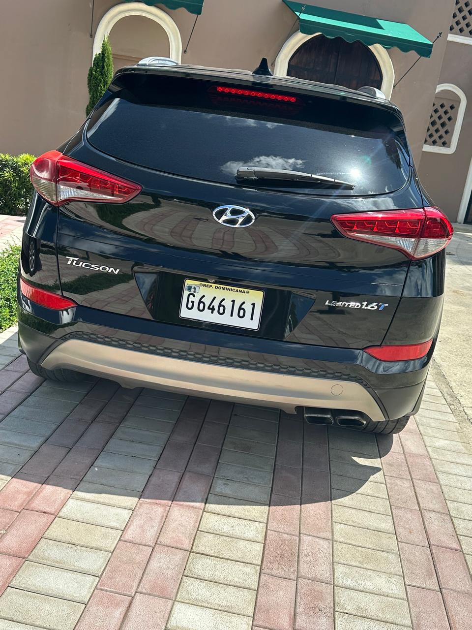 jeepetas y camionetas - jeepeta hyundai en buenas condiciones  3
