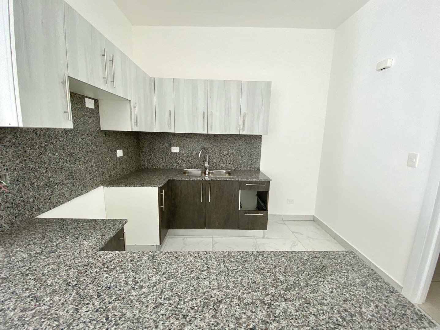 apartamentos - Apartamento en Evaristo Morales de 2 habitaciones 3