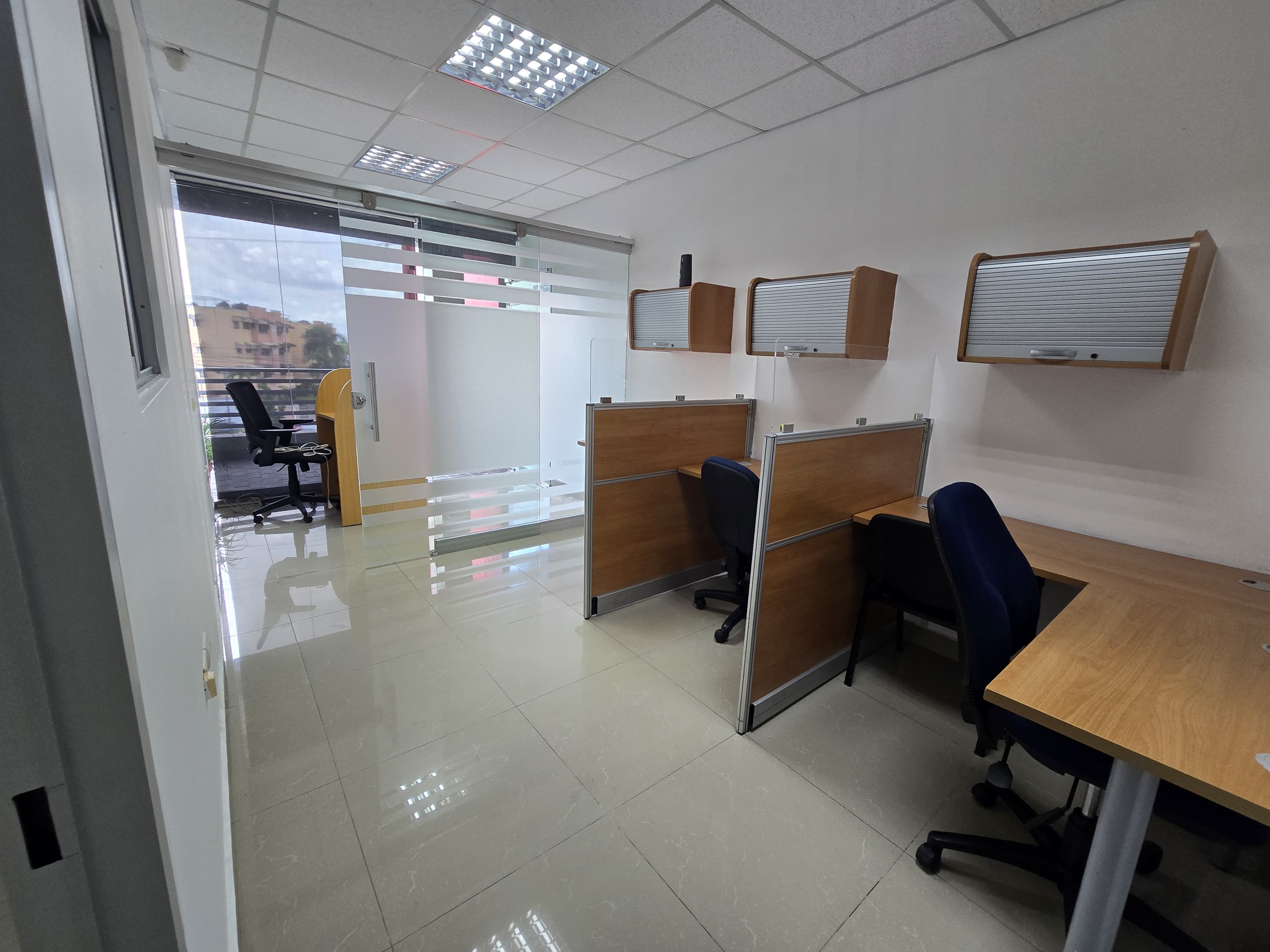 oficinas y locales comerciales - Local en alquiler amueblado Republica de colombia 0
