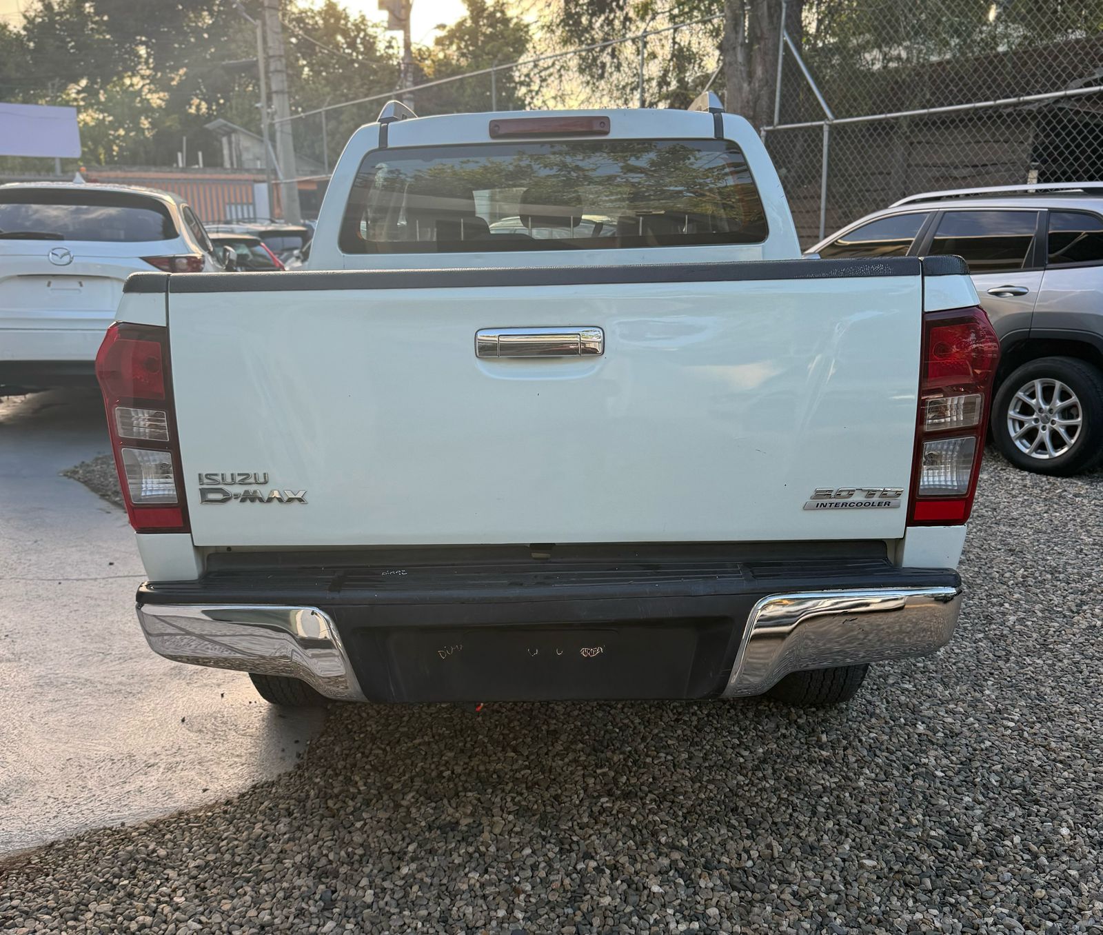 jeepetas y camionetas - Isuzu dmax 2013 3
