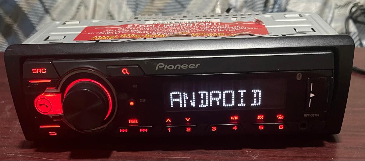 accesorios para vehiculos - Radio pioneer bluetooth usb aux fm am 6