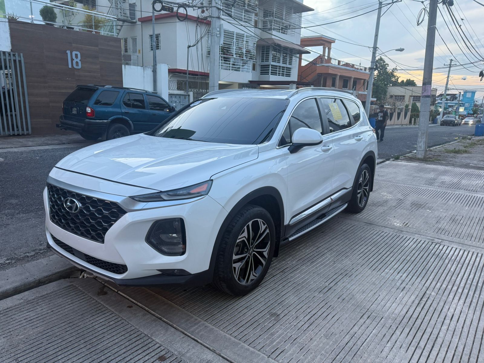 jeepetas y camionetas - Hyundai santa fe 2019 3