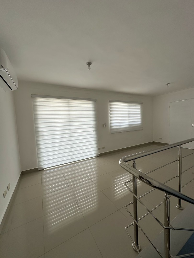 penthouses - Penthouse de 3 Habitaciones, Ave. Hispanoamericana  4