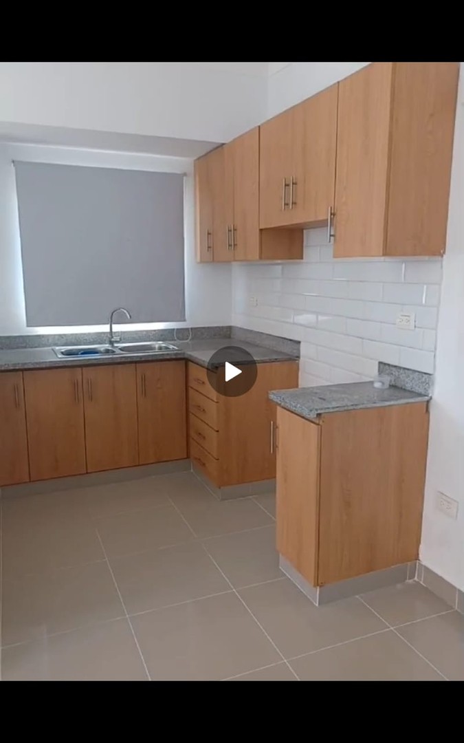 apartamentos - En el Evaristo Morales  4