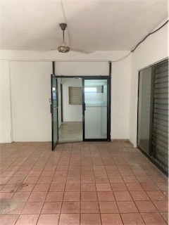 oficinas y locales comerciales - Local céntrico en Bella vista  5