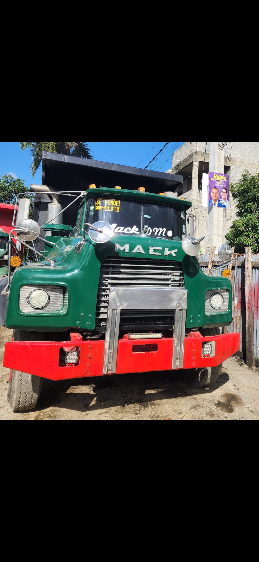 camiones y vehiculos pesados - Mack Dm cara de niño 1