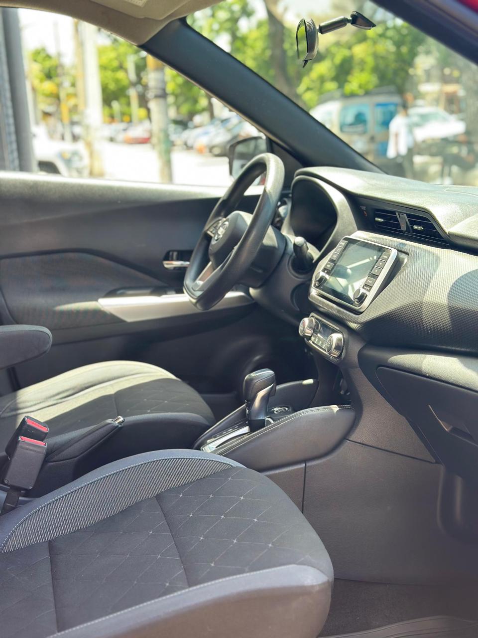 jeepetas y camionetas - 2019 NISSAN KICKS SV CLEAN EN OFERTA 7