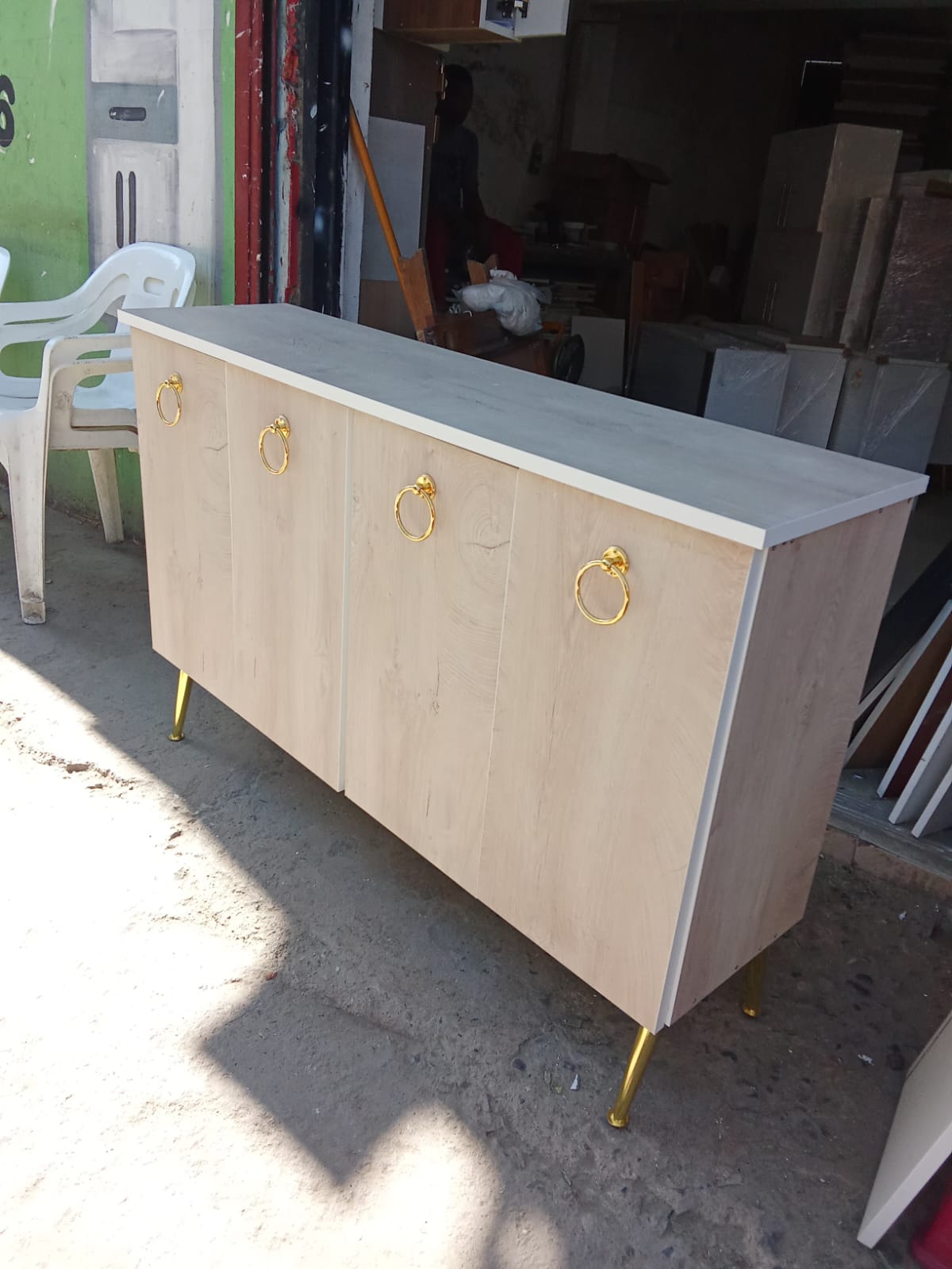 decoración y accesorios - Credenzas disponibles de 2 , 3 y 4 puertas en melamina hidrofuga  9