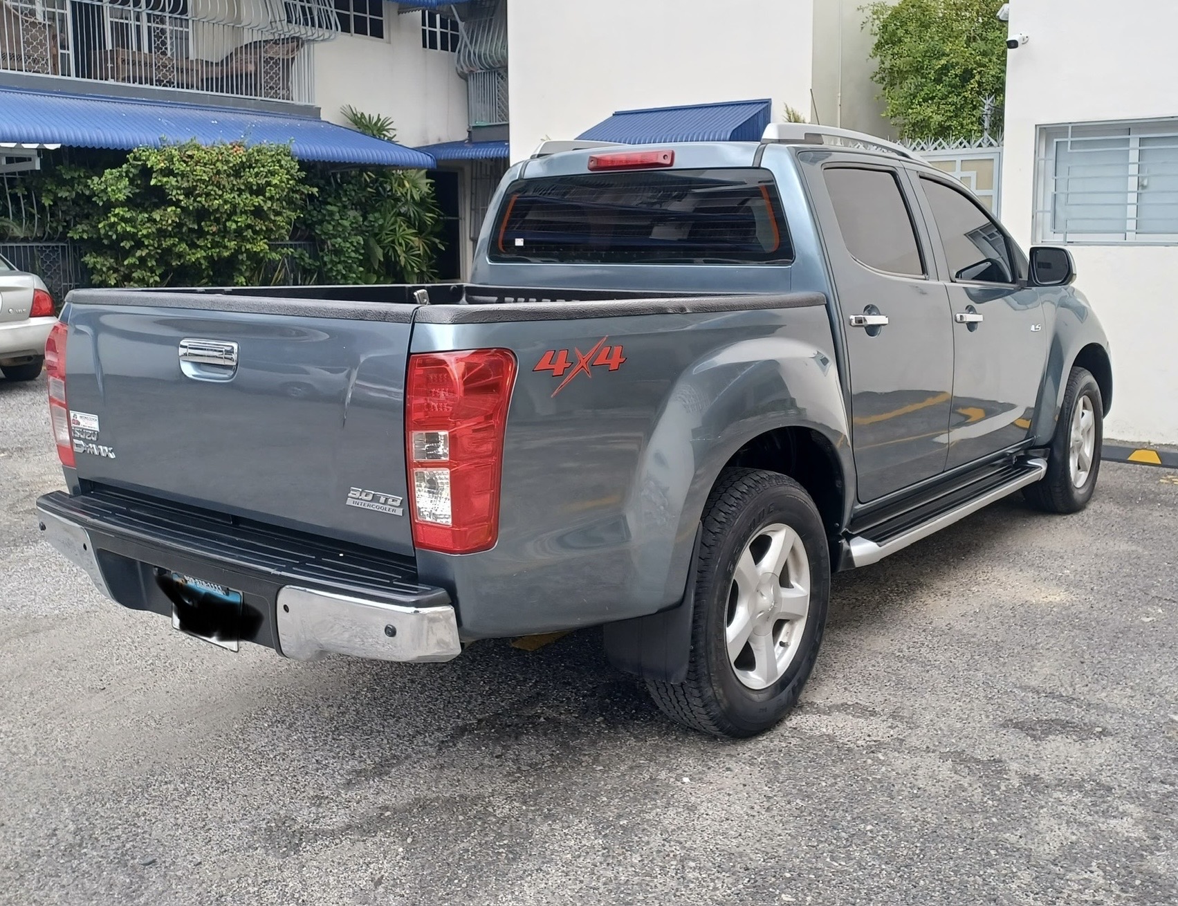 jeepetas y camionetas - Isuzu D’MAX 2013 8