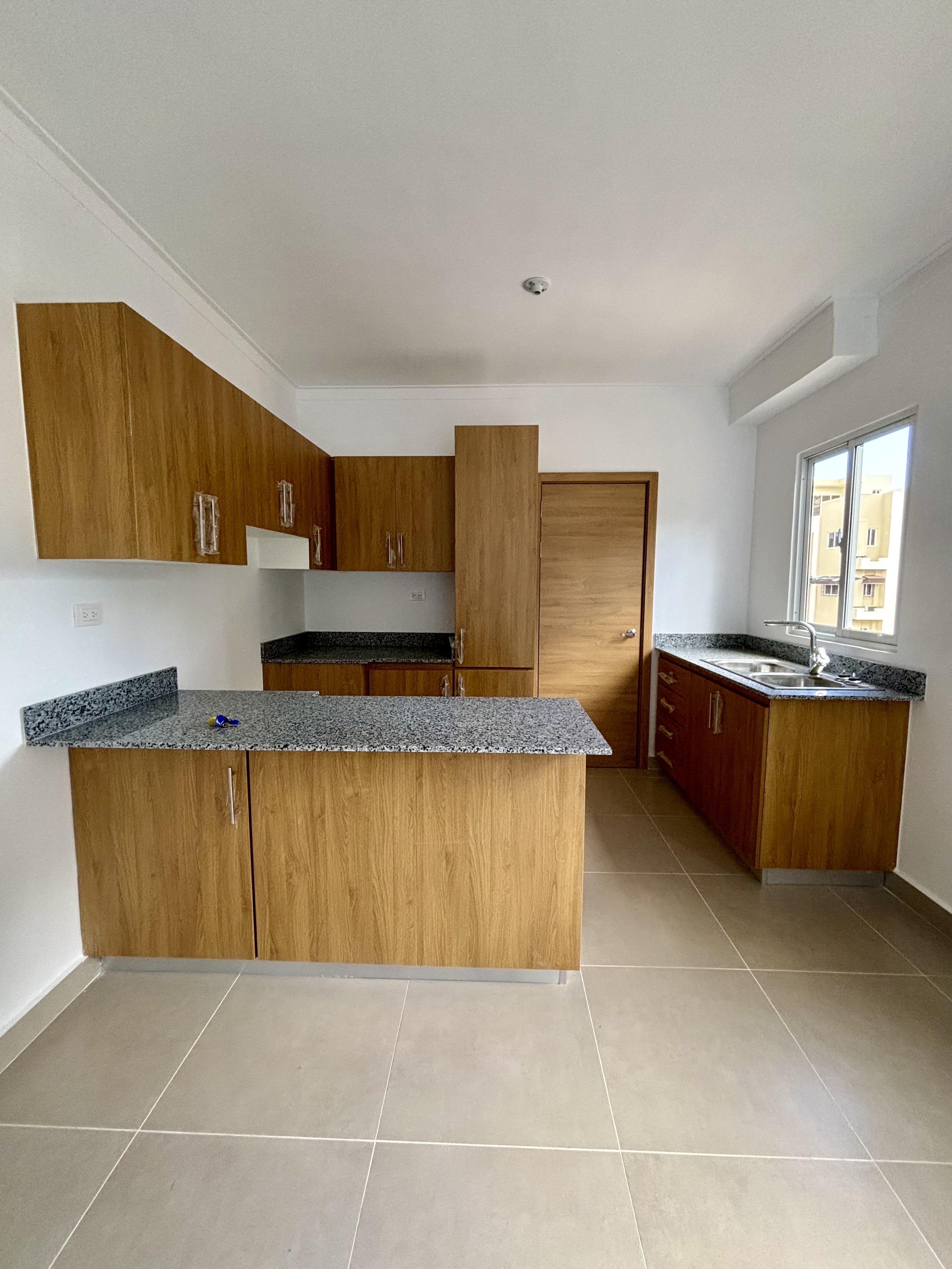 apartamentos - apartamento en venta en la misma Avenida Prolongación 27 de febrero Alameda 1